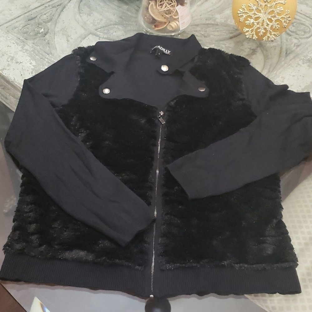 ❤ Picadilly Canada Black Two Tone Zip Up Sweater